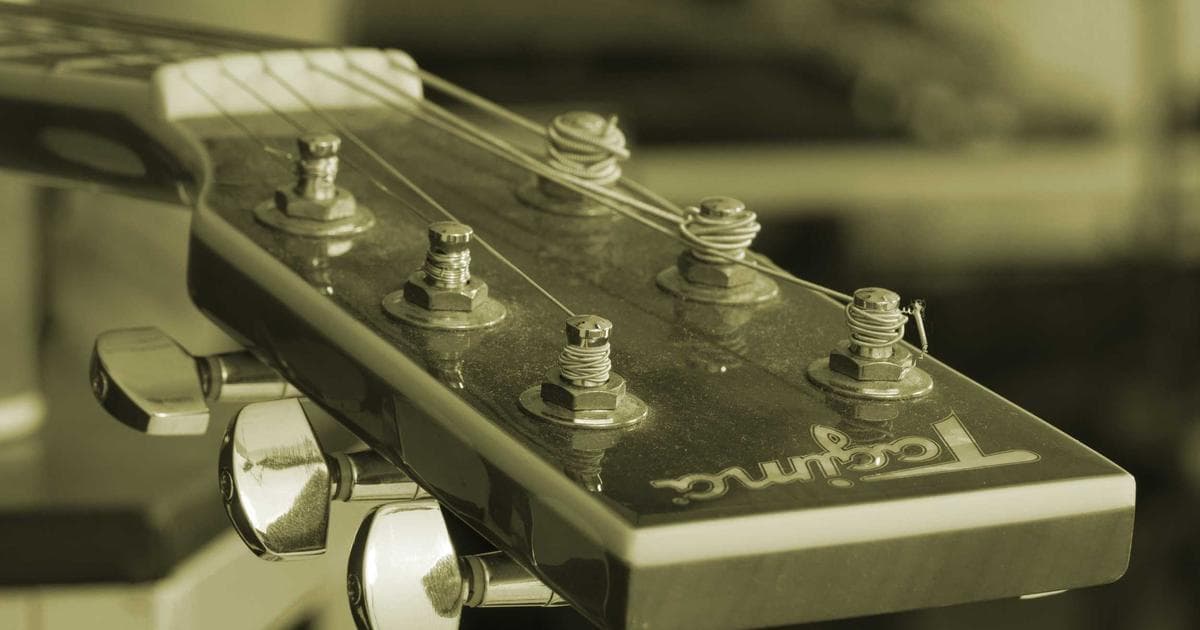 Cover Image for How to Add a Stamp to a PDF Without Adobe